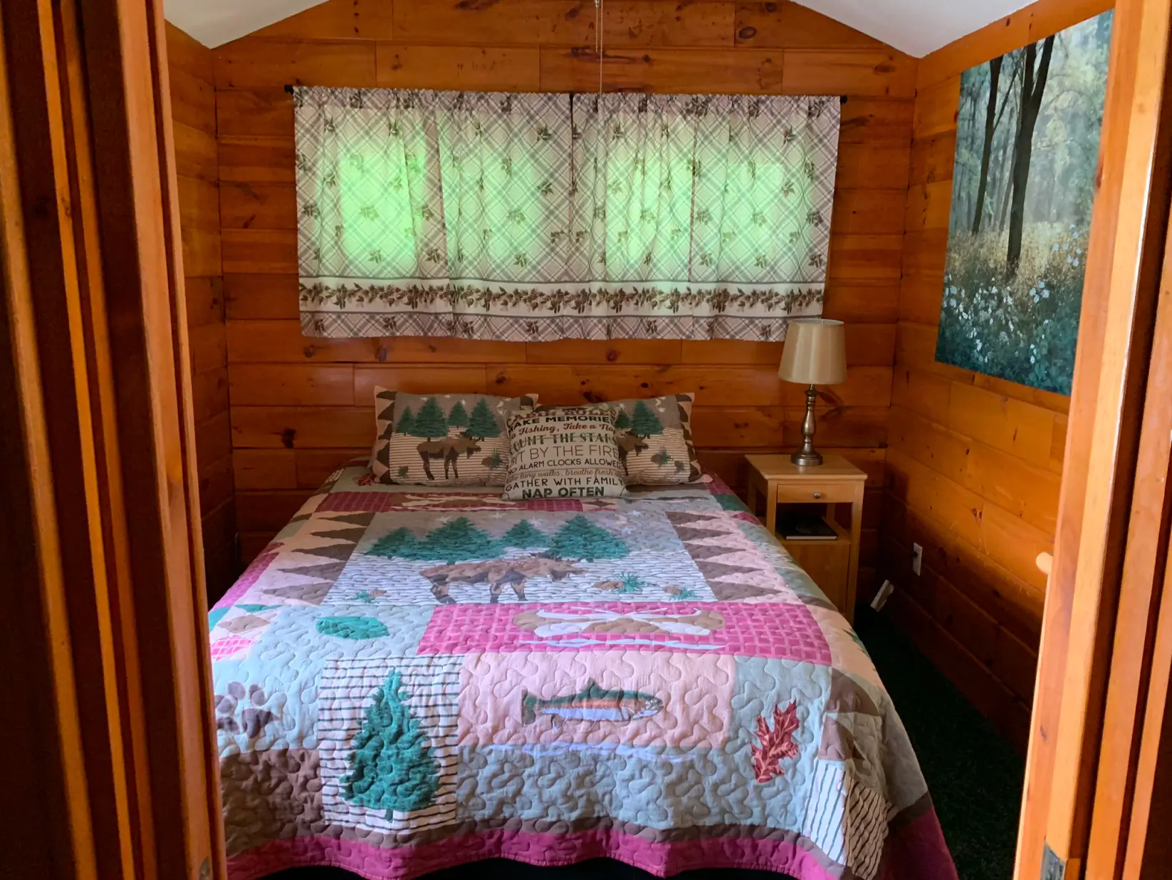 The-Cabin-inside-10 (1)